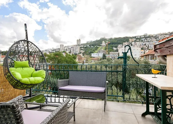 Romsuites - Amazing Panoramic View, Baha\'I Gardens, German Colony Center